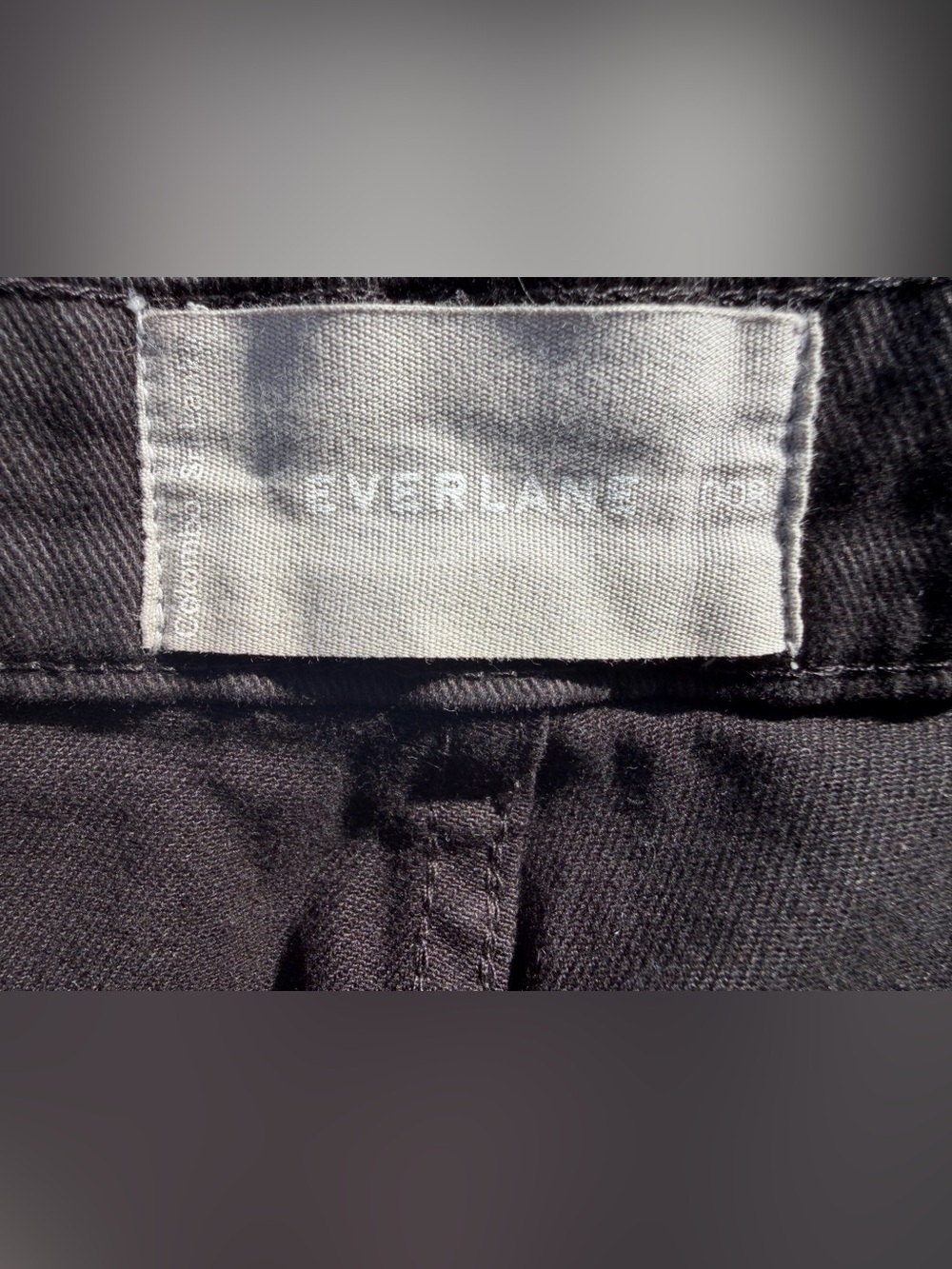 Everlane Women’s’ Barrel Leg Cargo Utility Black Denim Jeans Size 00 Minimalist - Picture 12 of 16